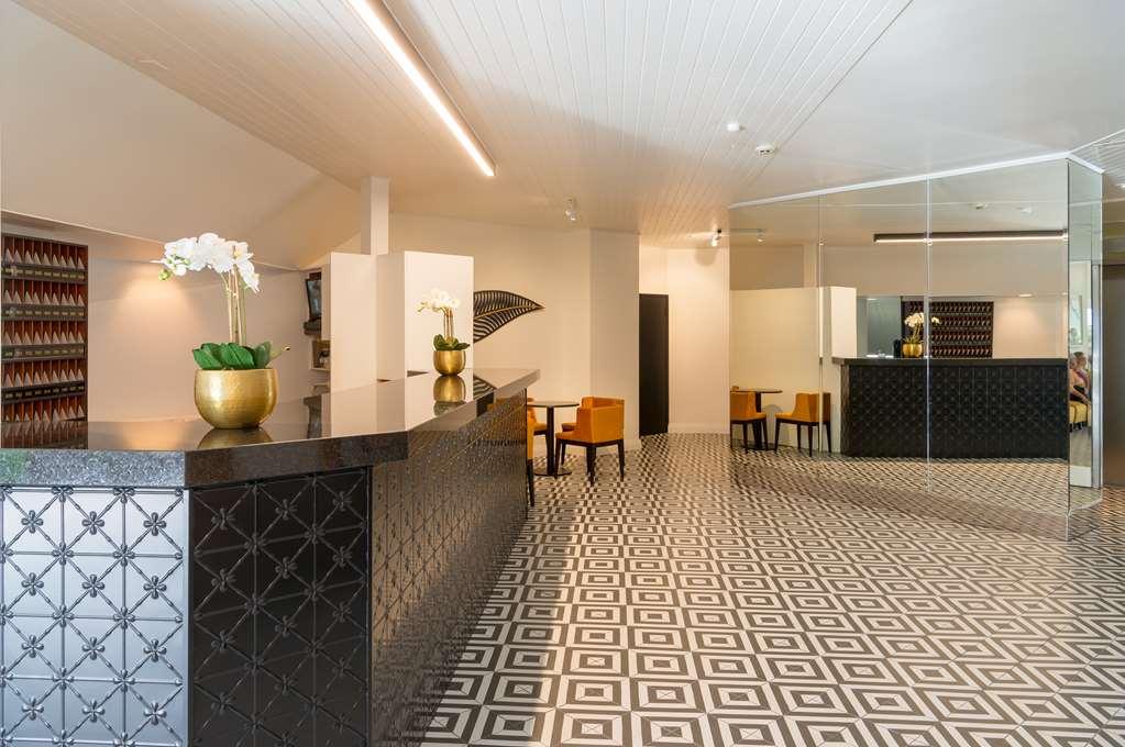 Bay Plaza Hotel Веллингтон Экстерьер фото
